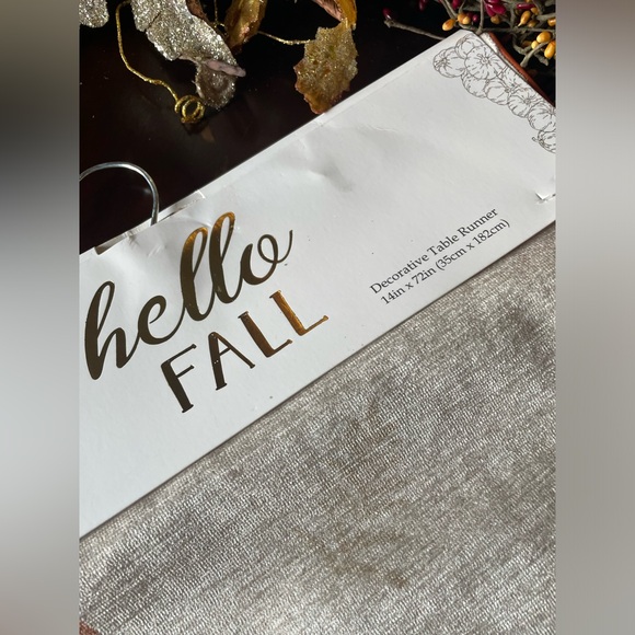 MIREILLE DESIGNS NWT hello Fall Bead Embellished Decorative Table Runner - Picture 10 of 12